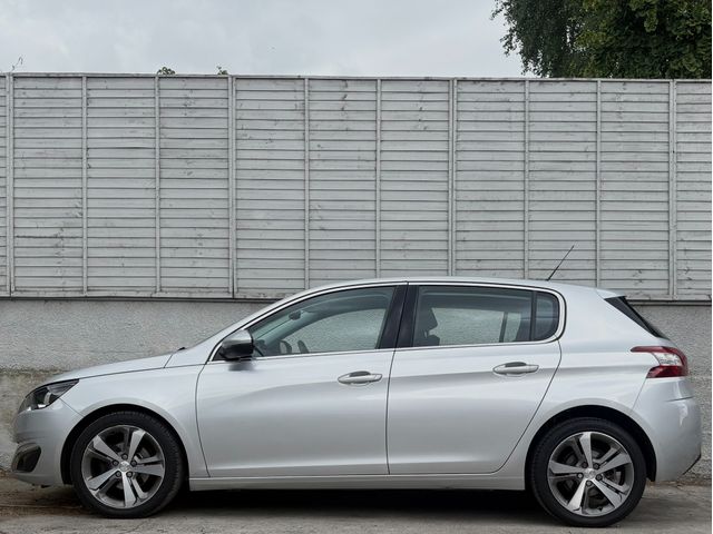 Image for 2015 Peugeot 308 1.6 E-HDI ALLURE 115BHP HATCHBACK / LOW KM / *FINANCE OPTIONS AVAILABLE* 