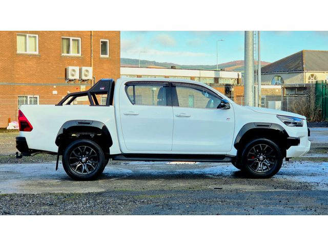 Image for 2022 Toyota Hilux 