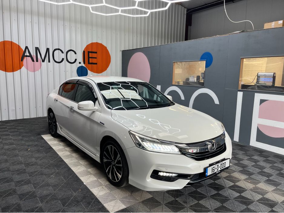 Image for 2016 Honda Accord €15950! 2016 HONDA ACCORD HYBRID EX 2.0 AUTOMATIC / CRUISE CONTROL / REVERSE CAMERA / ELECTRIC MEMORY & HEATED SEATS / PADDLE SHIFTERS AND MORE