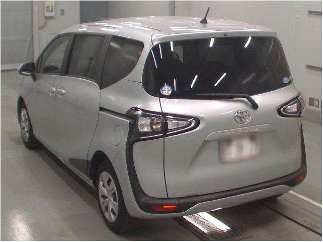 Image for 2019 Toyota Sienta 1.5