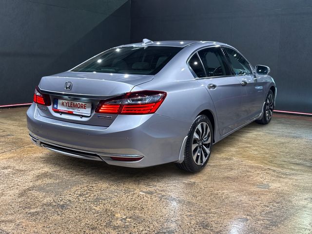 Image for 2019 Honda Accord 2.0 HYBRID AUTOMATIC - FACTORY ALLOYS - CRUISE CONTROL - PUSH BUTTON START/STOP - REAR CAMERA - ELECTRIC SEATS