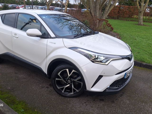 Image for 2018 Toyota C-HR SELF CHARGING HYBRID WITH LEATHER
