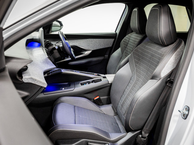 Image for 2025 Peugeot 3008 Allure 1.2 Hybrid Auto 145HP