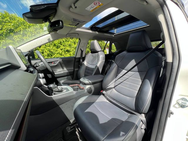 Image for 2020 Toyota Rav4 MODELLISTA 2.5 HYBRID AUTO // OPENING PAN ROOF // 18" ALLOYS // LEATHER HEATED SEATS