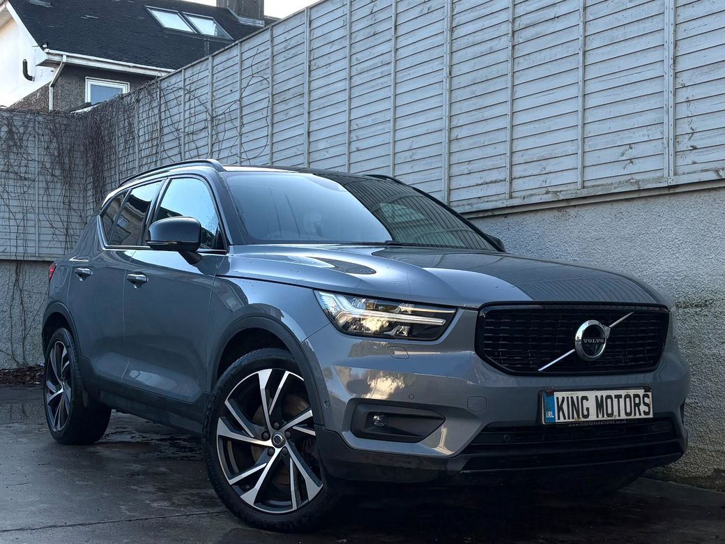 Image for 2021 Volvo XC40 R-DESIGN PRO T5 RECHARGE 260bhp / PAN ROOF / HALF-LEATHER / FULL VOLVO HISTORY / ONE OWNER / *FINANCE PACKAGES AVAILABLE*