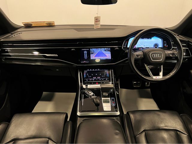 Image for 2018 Audi Q8 3.0 TDI 286HP Q TIP S LINE 4 4DR