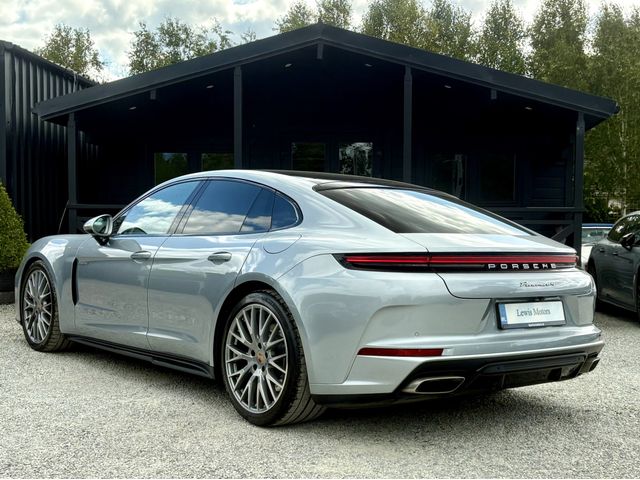 Image for 2025 Porsche Panamera 4 PDK