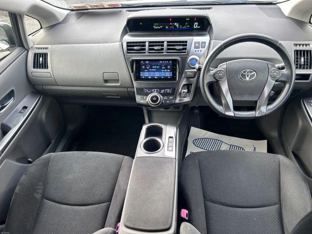 Image for 2014 Toyota Prius ALPHA 7 SEATER PETROL HYBRID