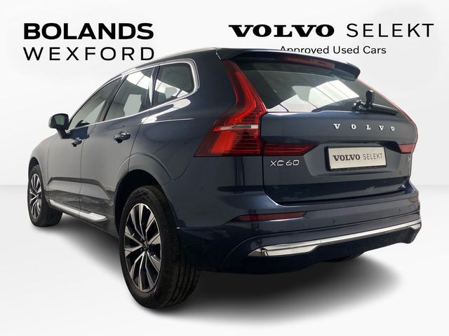 Image for 2022 Volvo XC60 Denim Blue Plus Diesel mild hybrid