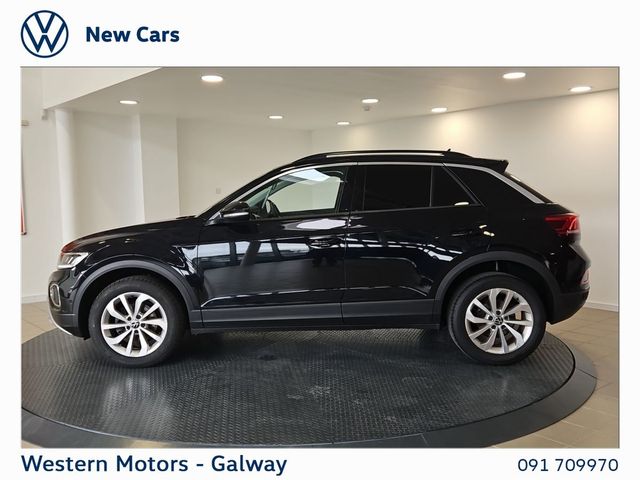 Image for 2023 Volkswagen T-Roc Edition 75 (Commercial Vehicle )