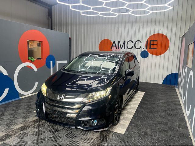 Image for 2017 Honda Odyssey 2017 HONDA ODYSSEY 7 SEATER ABSOLUTE 2.0L HYBRID / 98K KMS / ADAPTIVE CRUISE CONTROL, ELECTRIC DOORS, REVERSE CAMERA & MORE