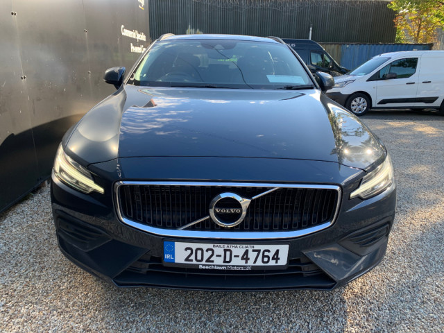 Image for 2020 Volvo V60 2.0 D3 MOMENTUM ESTATE // EXCELLENT CONDITION // DOCUMENTED SERVICE HISTORY // 07/28 NCT // LEATHER, SAT NAV AND HEATED SEATS // 