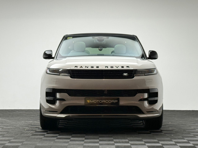 Image for 2026 Land Rover Range Rover Sport P460E EDITION