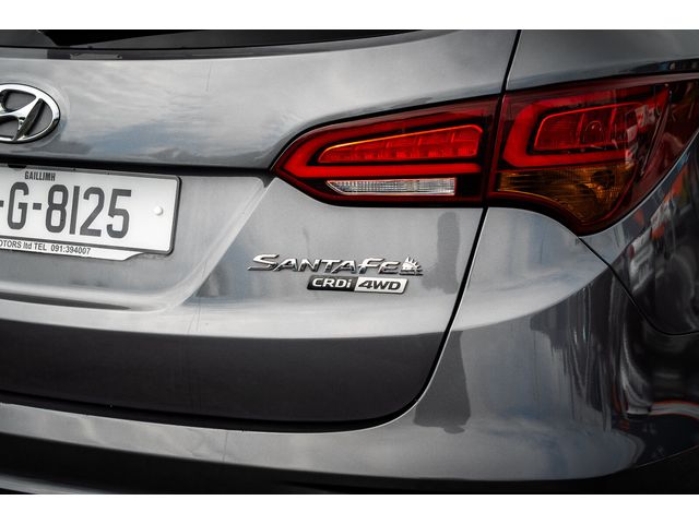 Image for 2017 Hyundai Santa Fe 