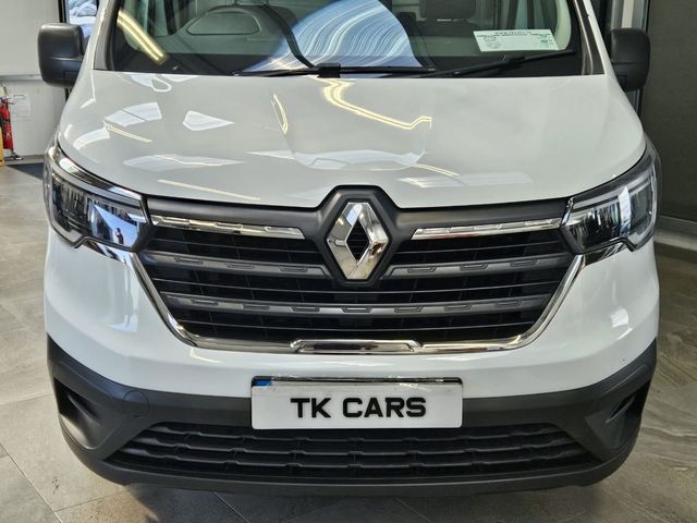 Image for 2023 Renault Trafic 
