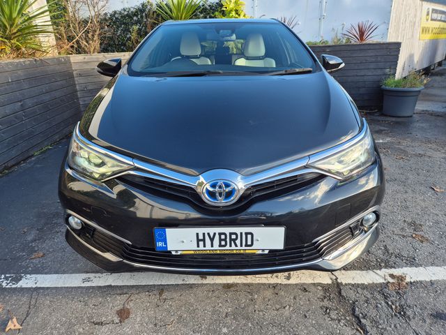 Image for 2016 Toyota Auris 1.8 HYBRID / SOL G-APCK / LOW MILEAGE / TAX €170
