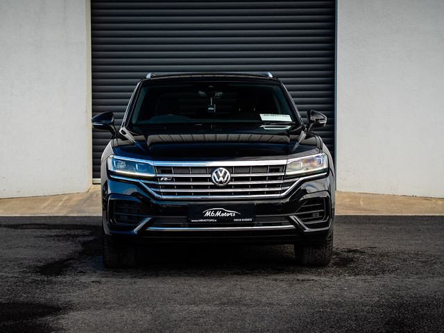Image for 2020 Volkswagen Touareg V6 R-LINE TDI 5 SEAT PASSENGER