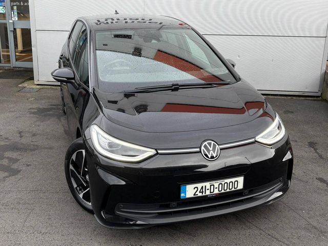 Image for 2024 Volkswagen ID.3 Pro Match 58KWH Life, 204bhp, 18” Alloys, Climate, Heated Seats, CarPlay - First registered in March 2024 - Trade in Price €27, 444