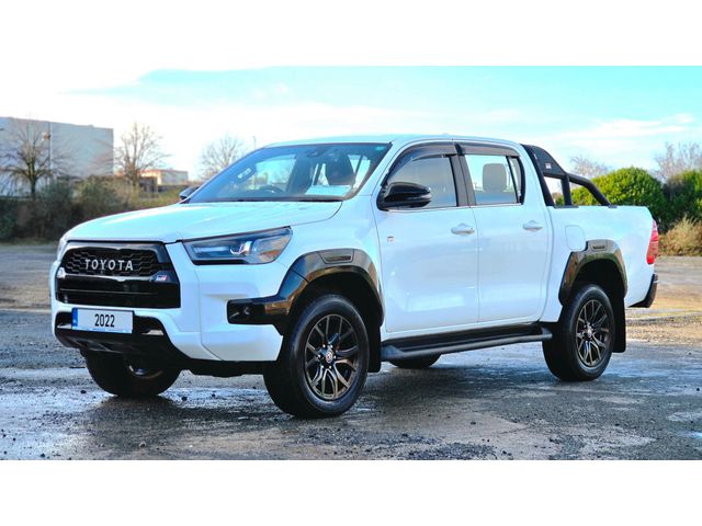 Image for 2022 Toyota Hilux Invincible 2.4 D-4D 150 hp 