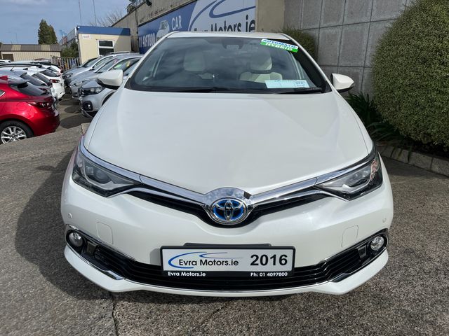 Image for 2016 Toyota Auris G PACK AUTOMATIC 1.8 PETROL //LOW MILES//LEATHER SEATS//REVERSE CAM//KEYLESS ENTRY// 