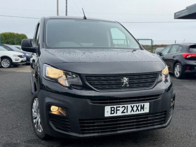 Image for 2021 Peugeot Partner BLUEHDI PROFESSIONAL L1