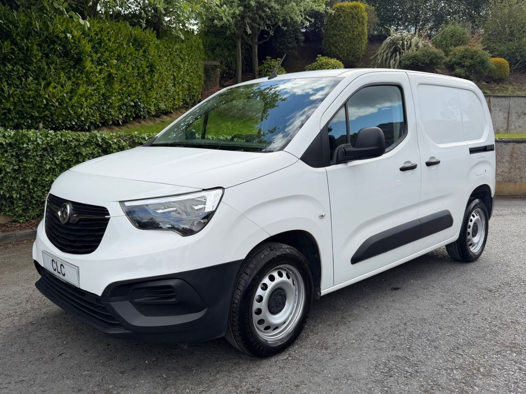 Image for 2021 Vauxhall Combo L1H1 2300 DYNAMIC