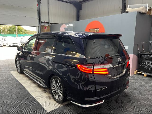 Image for 2018 Honda Odyssey €21950 2018 HONDA ODYSSEY HYBRID SENSING 7 SEATER AUTOMATIC / CRUISE CONTROL / REVERSE CAMERA / ELECTRIC HEATED 7 SEATS AND MORE