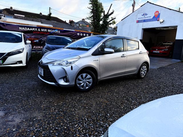 Image for 2017 Toyota Vitz Hybrid
