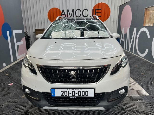 Image for 2020 Peugeot 2008 2020 PEUGEOT PUGETT 2008 CROSSCITY AUTOMATIC 58K KM / PARKING CAMERA / PANORAMIC SUNROOF AND MORE