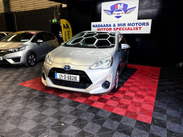 Image for 2017 Toyota Aqua DAA NHP10