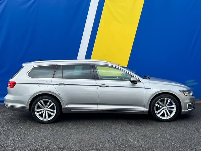 Image for 2016 Volkswagen Passat GTE 1.4 PLUG-IN HYBRID AUTO // TILT & SLIDE PAN ROOF // DRIVER MASSAGE SEAT // 360 SURROUND PARKING SENSORS