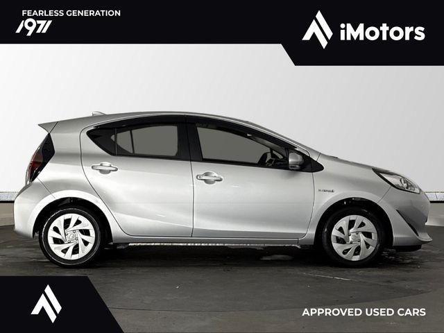 Image for 2020 Toyota Aqua HYBRID AUTOMATIC