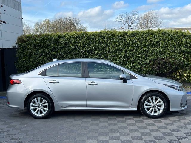 Image for 2023 Toyota Corolla LUNA 1.8 HYBRID // DIGITAL CLUSTER // 16" ALLOYS // ADAPTIVE CRUISE CONTROL