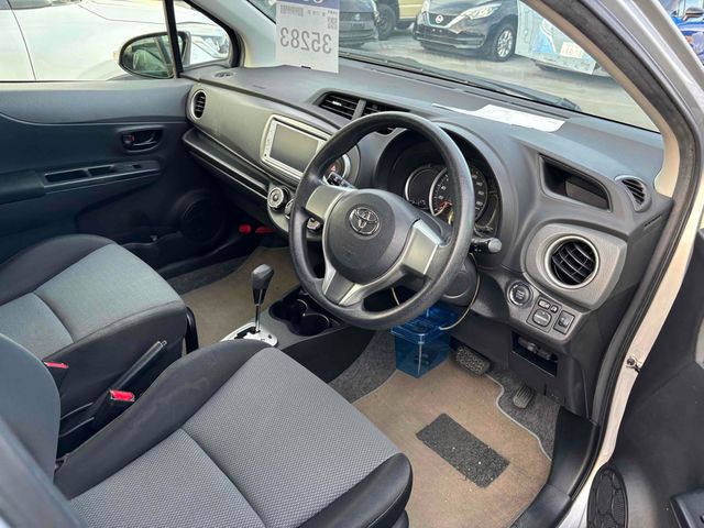 Image for 2014 Toyota Yaris 1.0 SMILE EITION AUTO