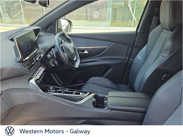 Image for 2023 Peugeot 5008 1.5 BlueHDi 130bhp Allure Auto - 1 OWNER - LOW KMS
