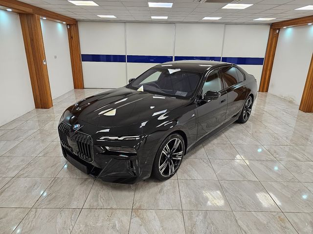 Image for 2024 BMW 7 Series 242 REG // 6 MONTHS OLD 