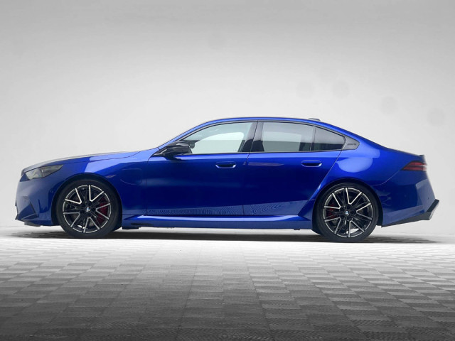 Image for 2025 BMW M5 M5 4.4 PHEV 727HP MARINA BAY