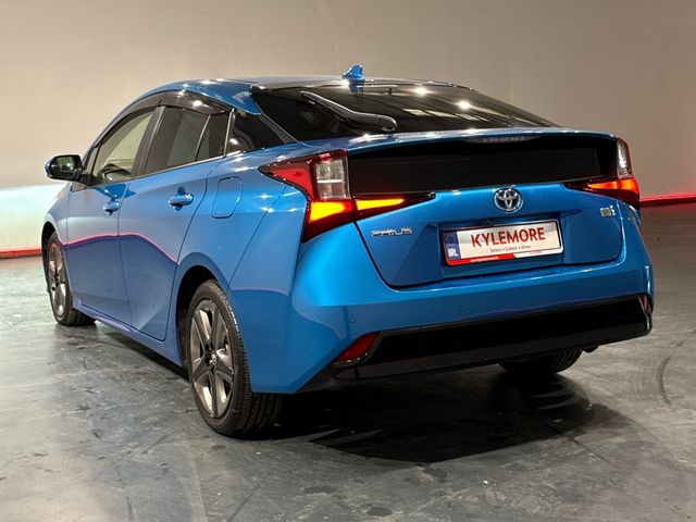Image for 2022 Toyota Prius 1.8 HYBRID AUTOMATIC - TOURING EDITION - FACTORY ALLOYS - CRUISE CONTROL - TOYOTA SAFETY SENSE - HEATED SEATS - REAR CAMERA