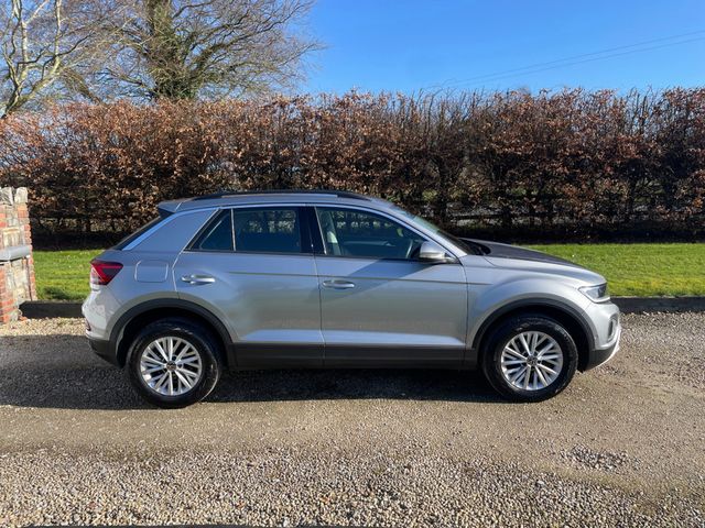 Image for 2022 Volkswagen T-Roc 1.0 LITRE TSI LIFE MODEL