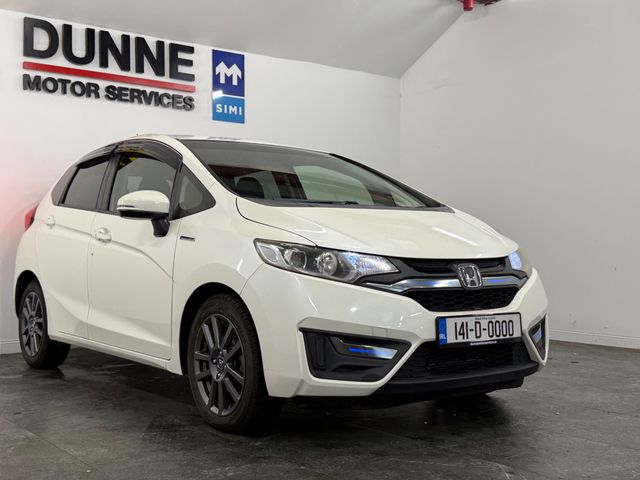 Image for 2014 Honda Fit **L PACKAGE**16"ANTHRACITE ALLOY WHEELS**REAR SPOILER**KEYLESS ENTRY AND START**ANDROID/APPLE CARPLAY**TOUCH SCREEN RADIO**IRISH RADIO STATIONS**DIGITAL CLIMATE CONTROL**CRUISE CONTROL**REVERSE CAMERA