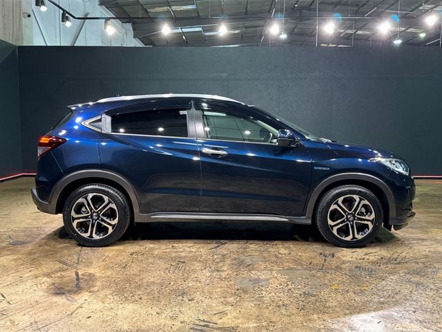Image for 2018 Honda Vezel 1.5 HYBRID AUTOMATIC - FACTORY ALOYS - HONDA SENSING - CRUISE CONTROL - PUSH BUTTON START/STOP
