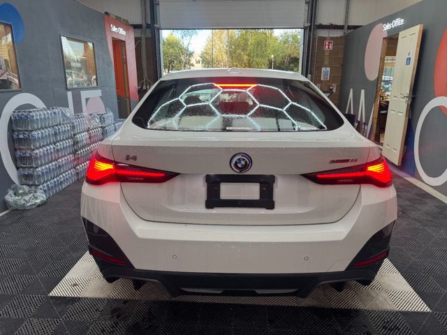 Image for 2023 BMW i4 2023 BMW I4 EDRIVE35 M-SPORT AUTOMATIC / PARKING CAMERA/ ELECTRIC MEMORY & HEATED SEATS / AMBIENT LIGHTS / APPLE CARPLAY AND MORE