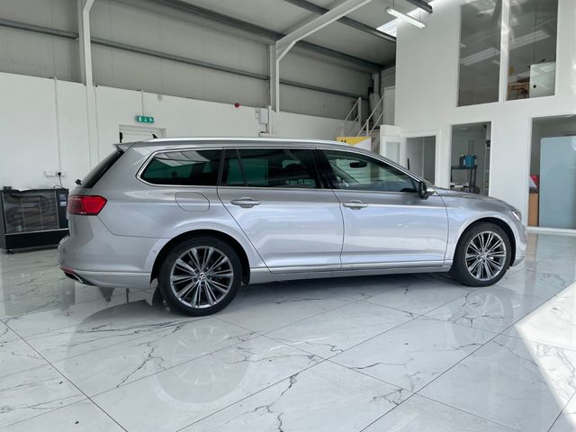 Image for 2024 Volkswagen Passat 
