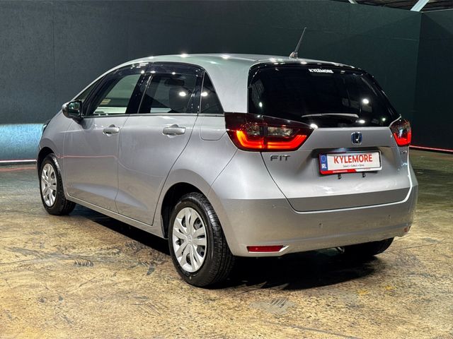 Image for 2021 Honda Fit 1.5 HYBRID-E HEV - STABILITY CONTROL - PARKING SENSOR
