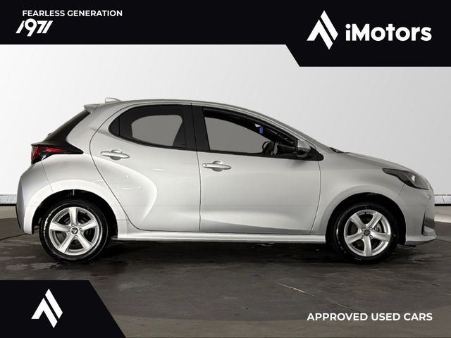 Image for 2021 Toyota Yaris HYBRID AUTOMATIC