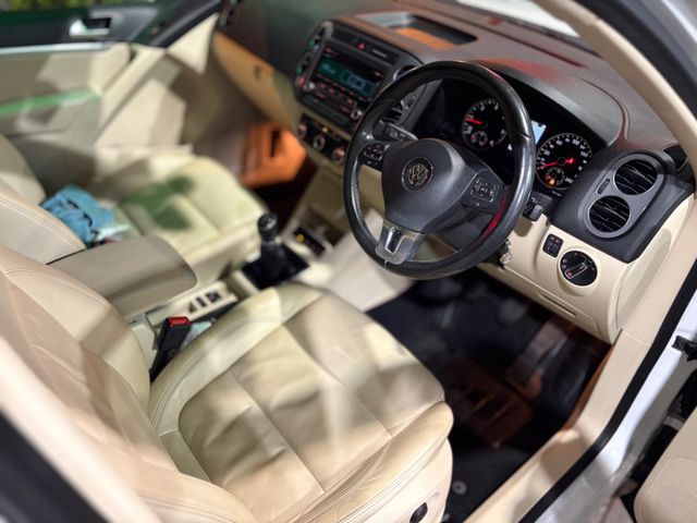 Image for 2014 Volkswagen Tiguan 2.0 TDI 140 Sport - Beige Leather