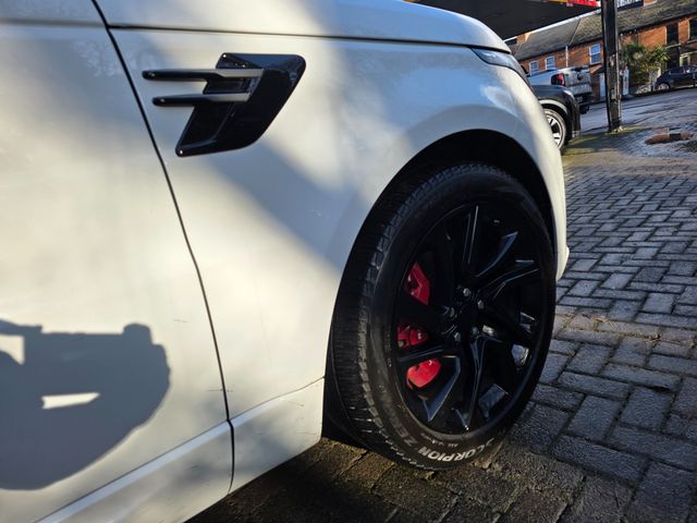 Image for 2021 Land Rover Range Rover 2.0 P400 HSE DYNAMIC AUTO. ONLY 49000 MILES. HUGE SPEC. FINANCE ARRANGED. SIMI. AA APPROVED.