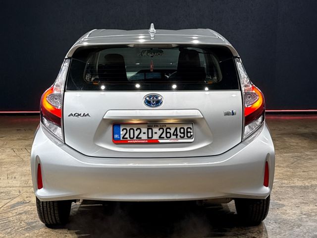 Image for 2020 Toyota Aqua HYBRID 1.5L AUTOMATIC - AIR CONDITIONING - HEATING / AC CONTROLS