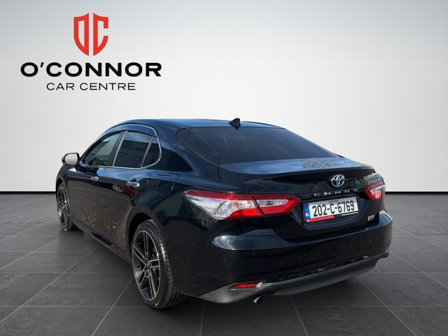 Image for 2020 Toyota Camry XSE HYBRID 2.5 AUTO - Looks sharp, sips fuel, and glides like a dream