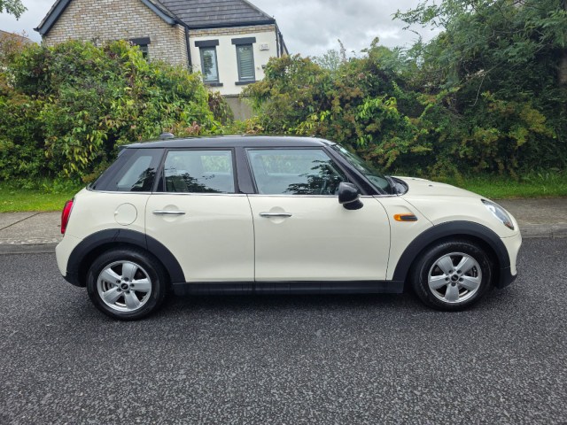 Image for 2016 Mini Cooper XS52 4DR